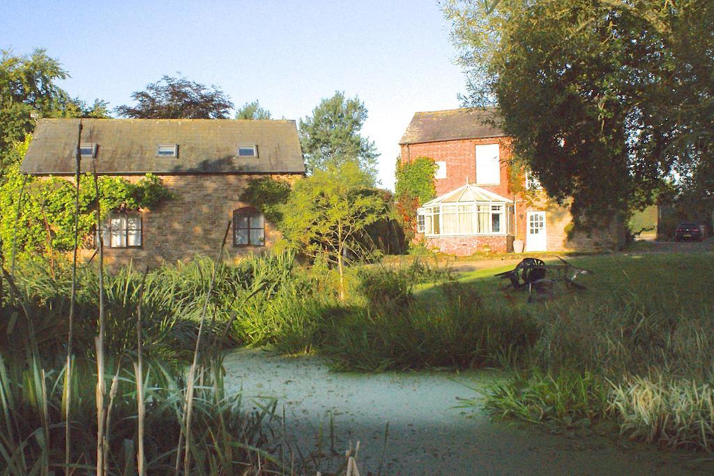 Hills Farm Bed & Breakfast Leominster Eksteriør bilde