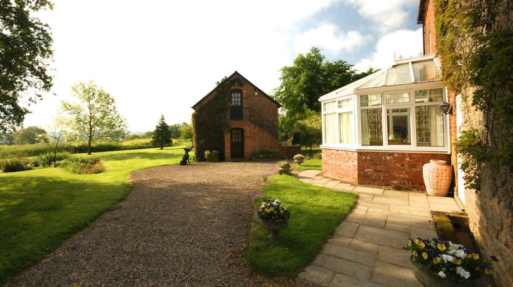 Hills Farm Bed & Breakfast Leominster Eksteriør bilde